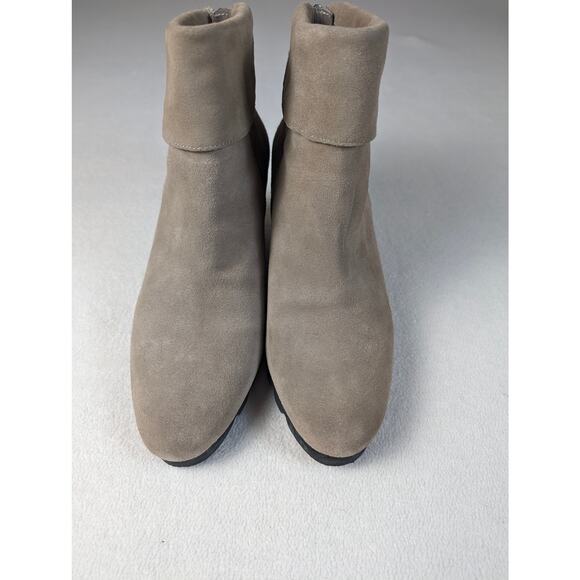 Steven by Steve Madden Boot‎  Berkli Suede Taupe Wedge Size 8.5 Bootie Back zip - Picture 3 of 9
